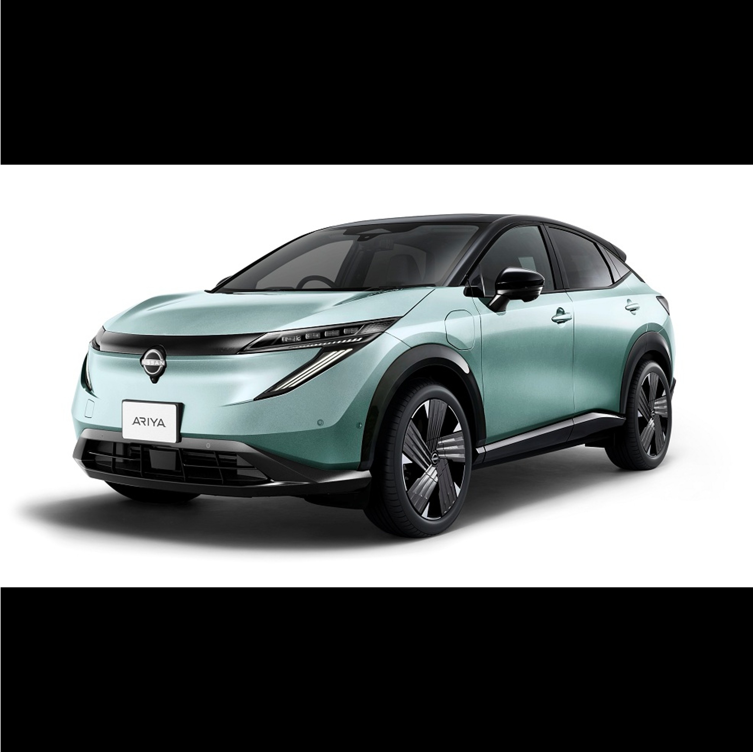 ARIYA B9 e-4ORCE　展示中